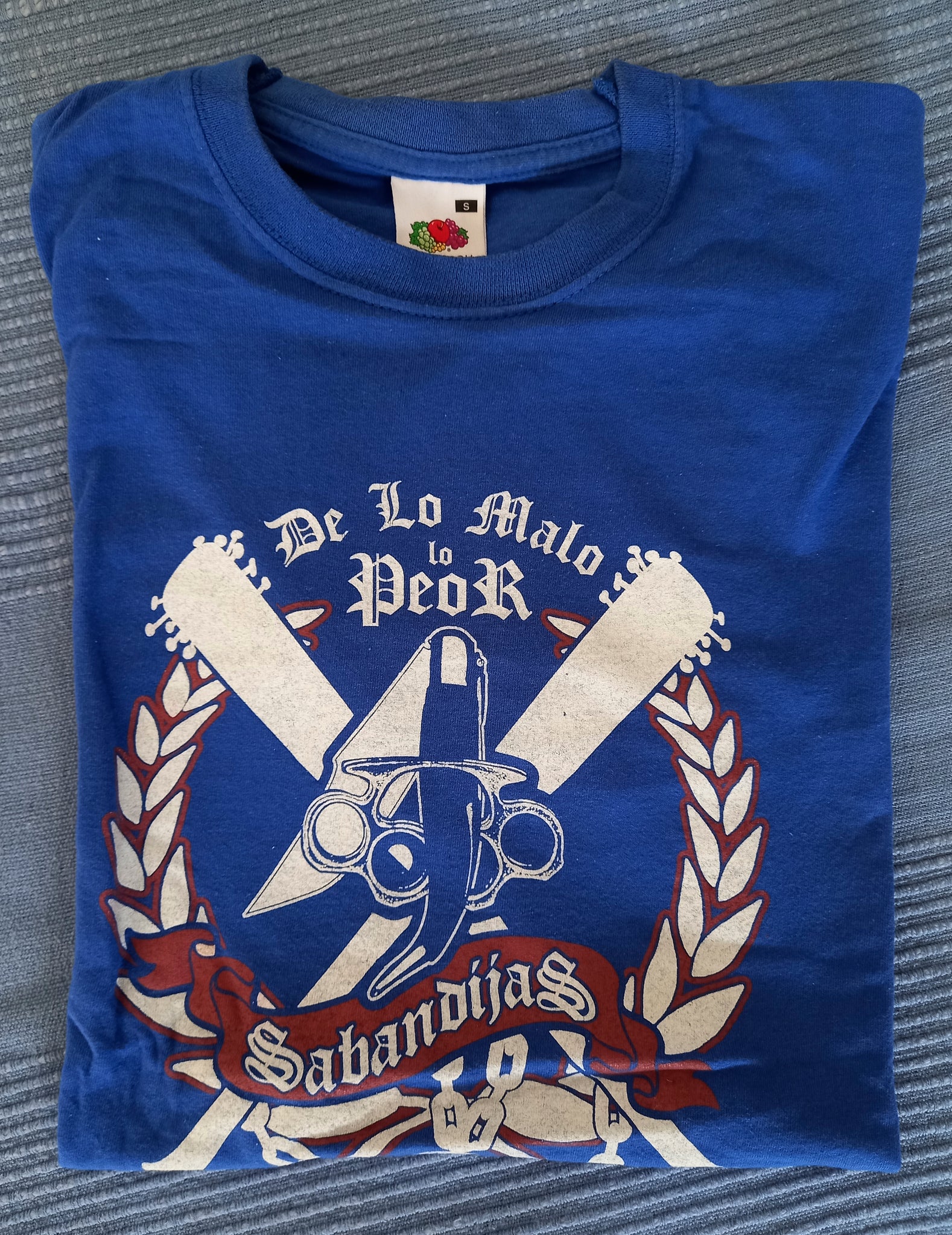 2ª MANO: Camiseta manga corta hombre SABANDIJAS de lo malo lo peor azul